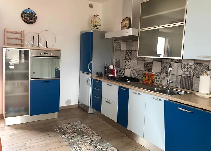 Garibaldi Apartment *